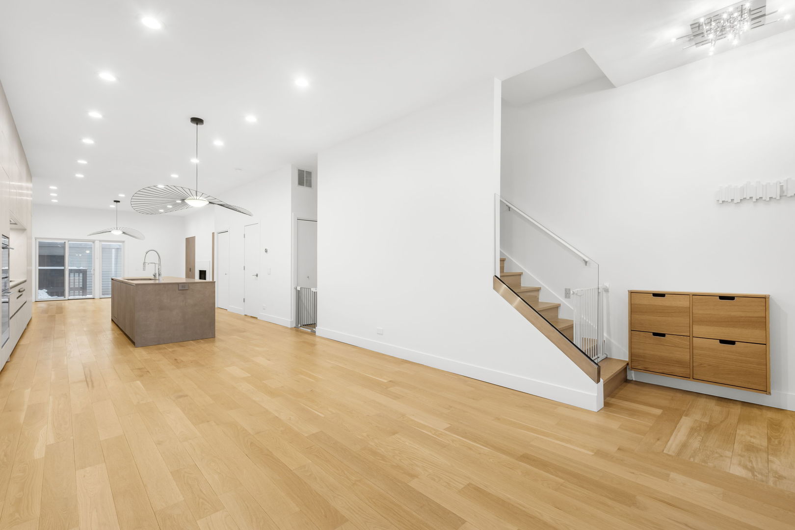 1618 Pierce Avenue, Chicago, IL 60622