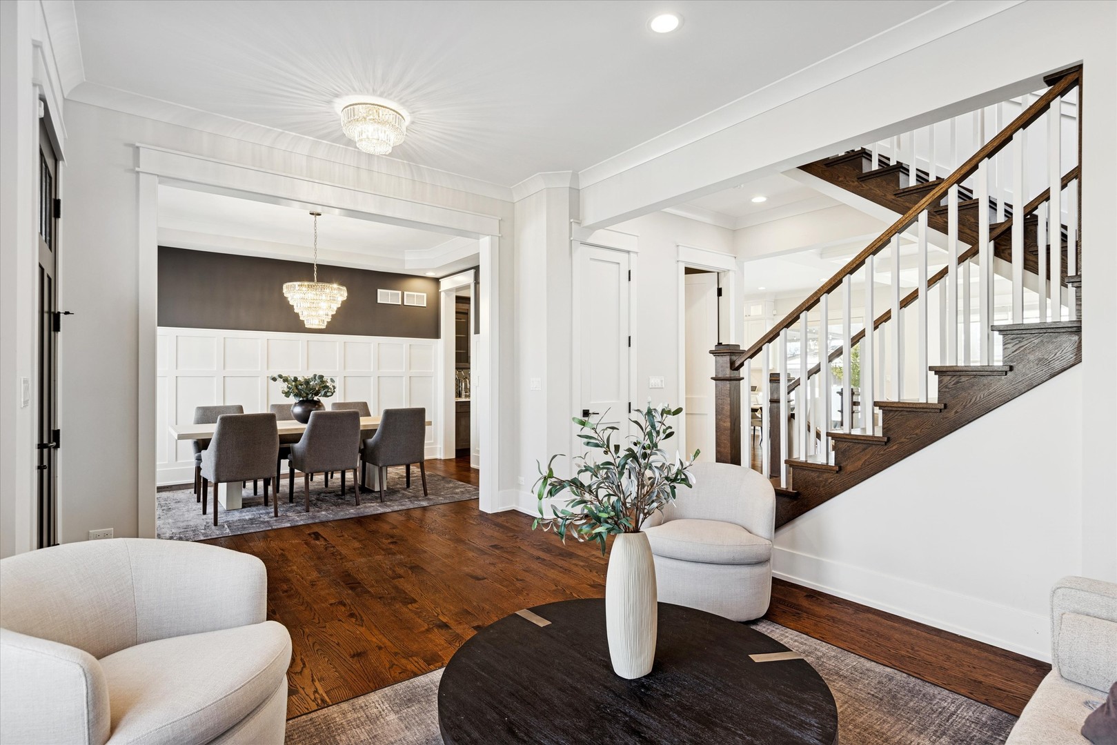 432 Ridgeland Avenue, Elmhurst, IL 60126