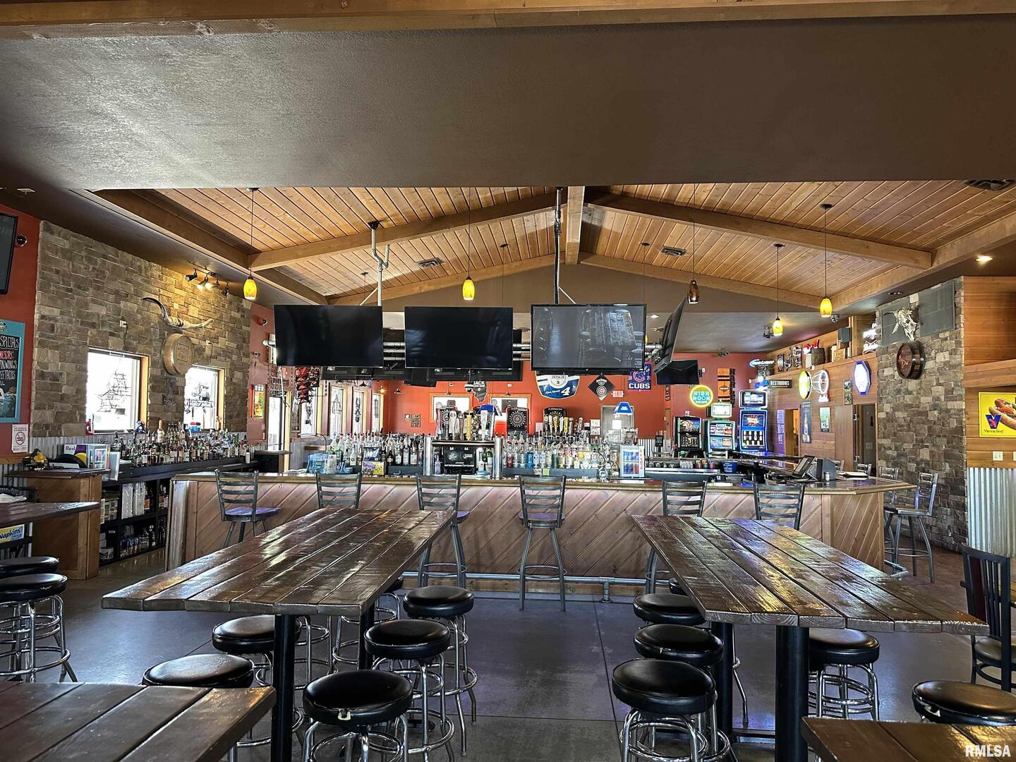 305 2ND Street, Rock Falls, IL 61071