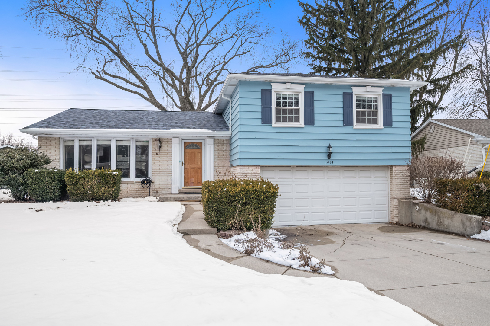 1414 Indigo Drive, Mount Prospect, IL 60056