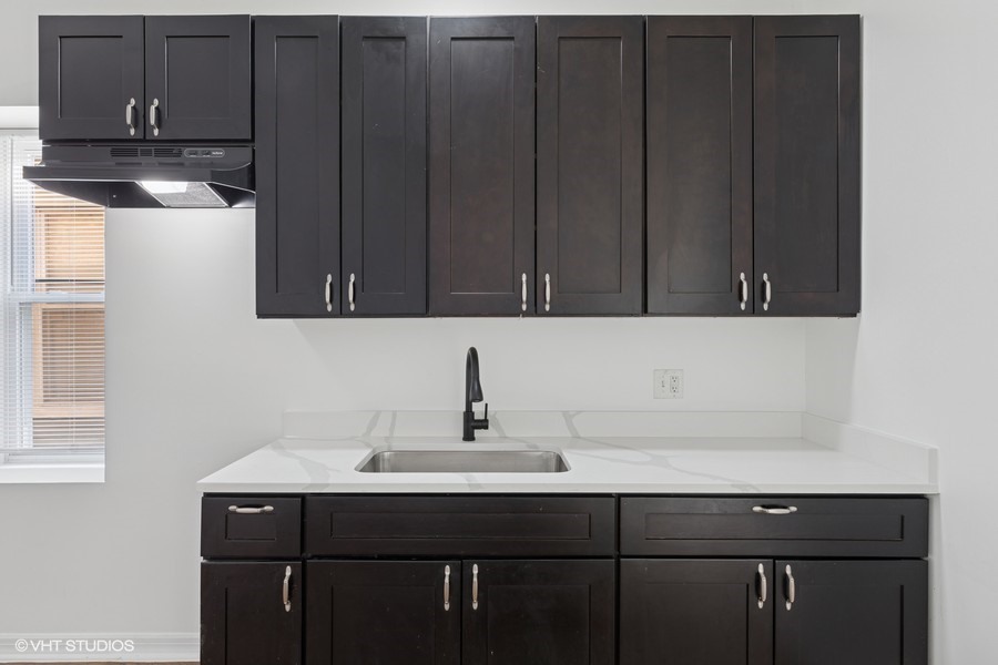 26 114TH Street, Chicago, IL 60628