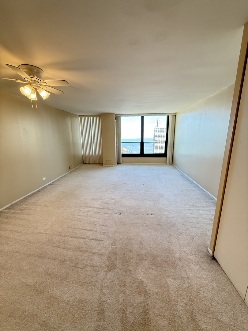 1030 STATE Street, Chicago, IL 60610