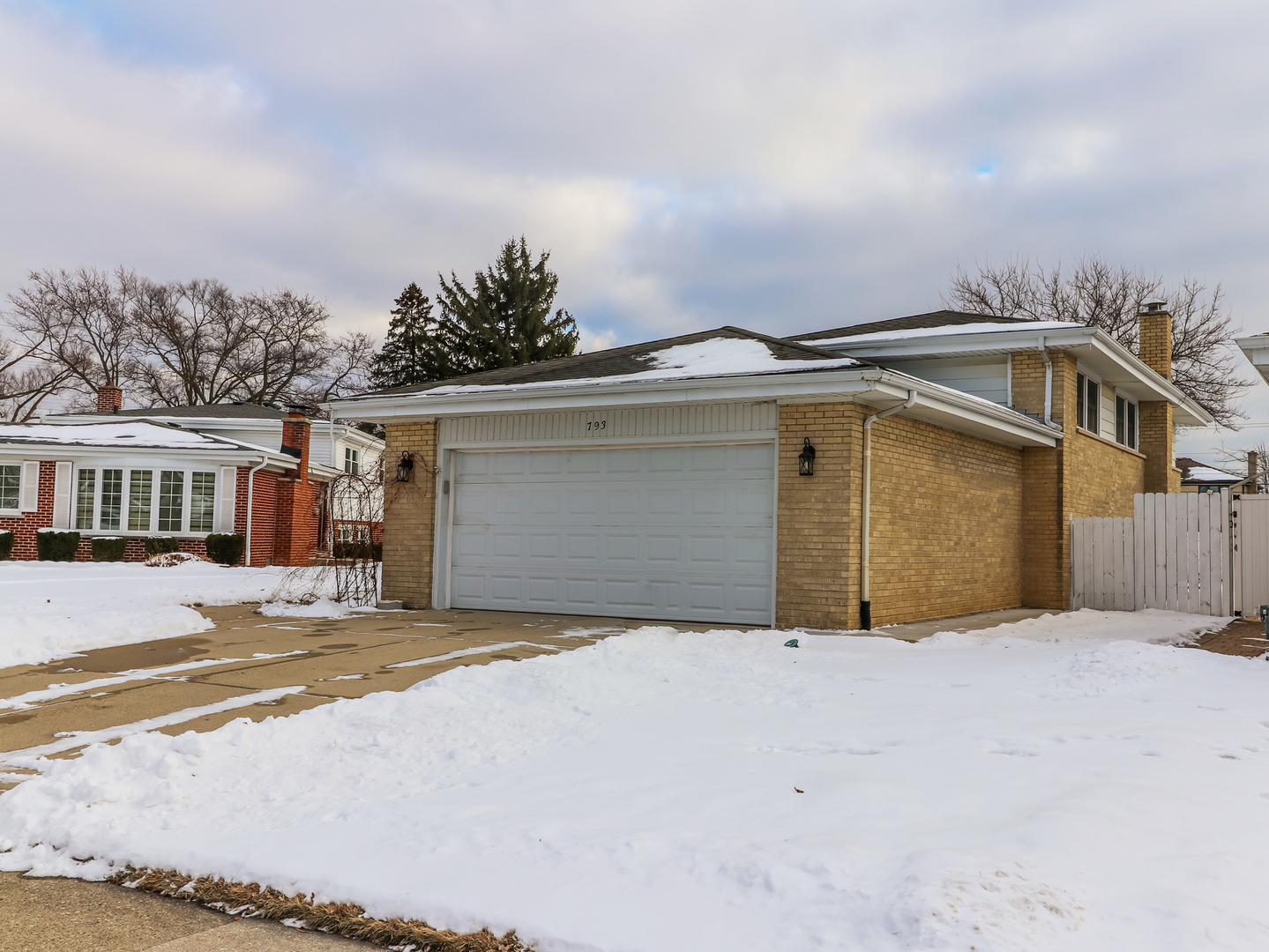 793 Timothy Lane, Des Plaines, IL 60016