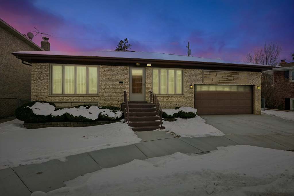 5818 Octavia Avenue, Chicago, IL 60631