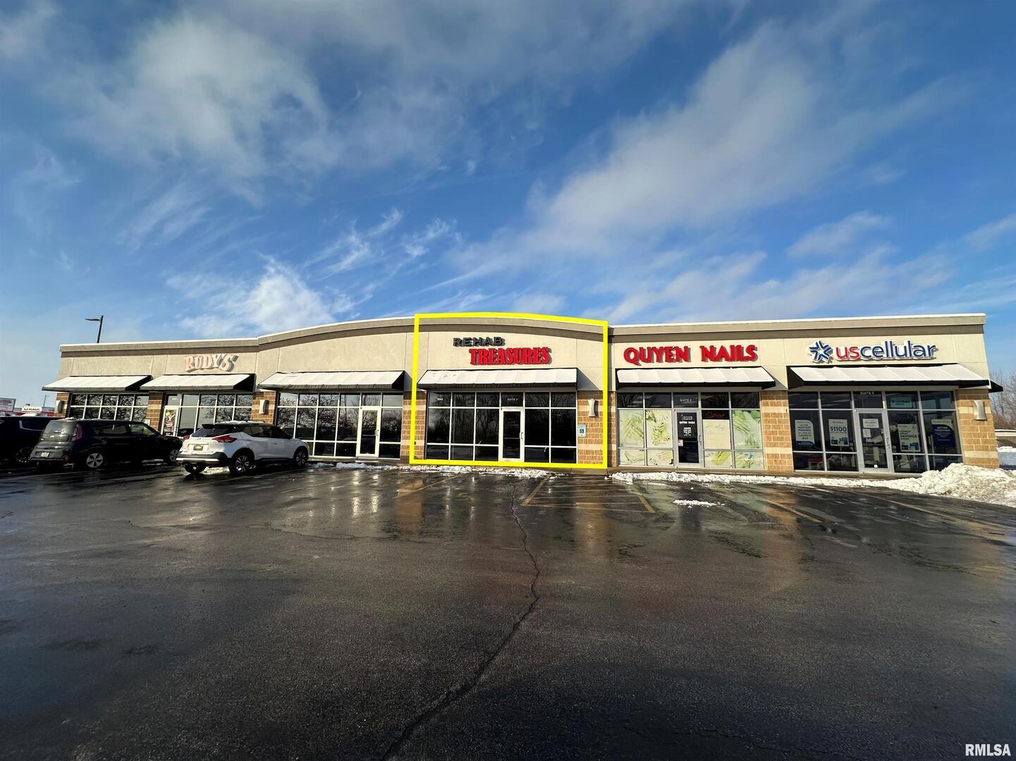 3502 Kimberly Rd Road, Davenport, IA 52806