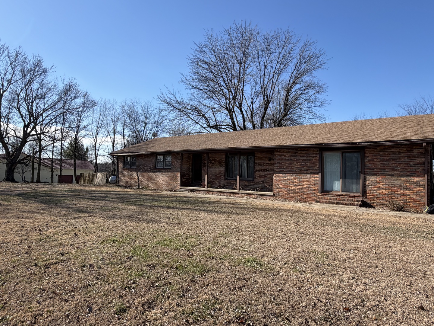 2813 Strawberry Road, Brookport, IL 62910