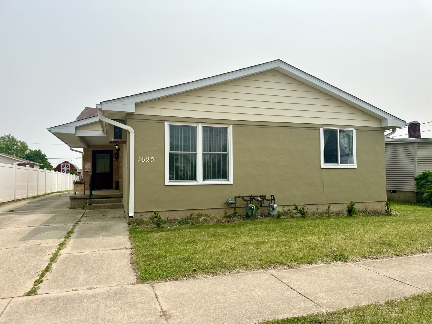 1625 Main Street, Ottawa, IL 61350