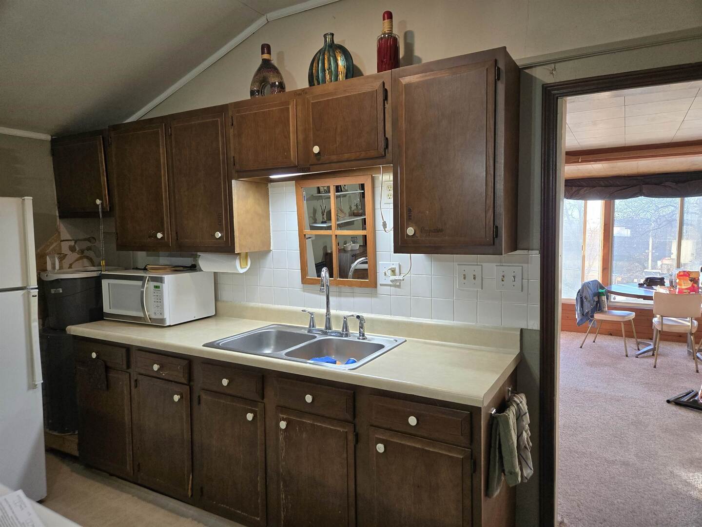 930 42nd Street, New Boston, IL 61272