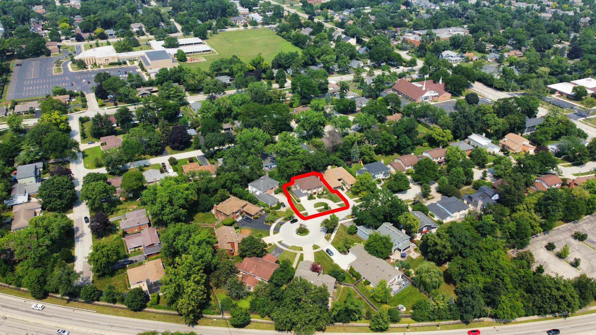 3320 Lakewood Court, Glenview, IL 60025