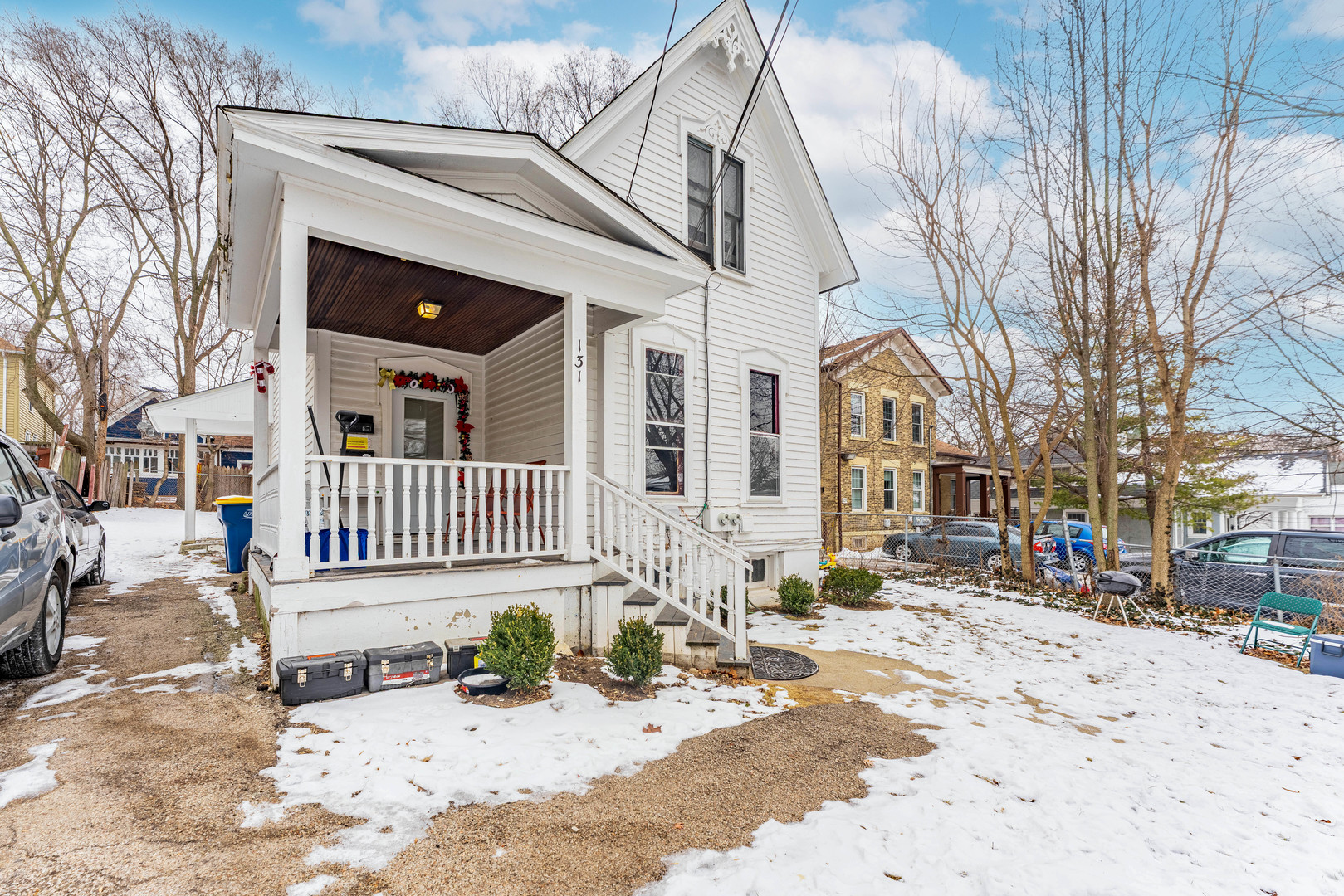 131 Gifford Street, Elgin, IL 60120