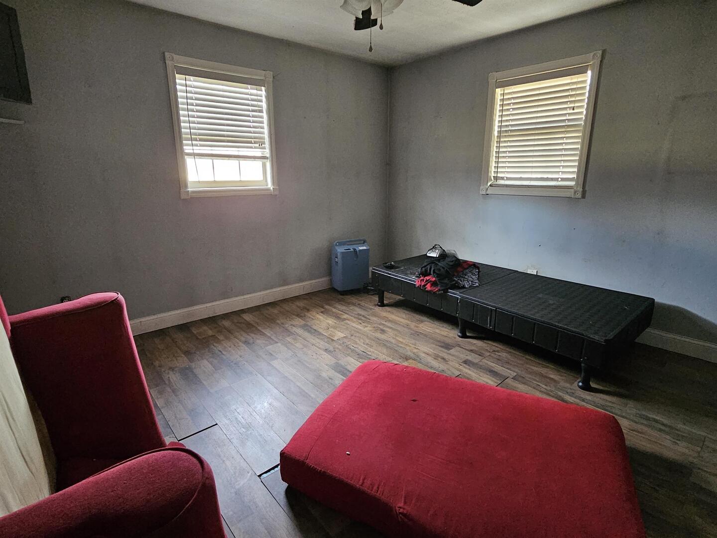 686 Airport Road, Metropolis, IL 62960