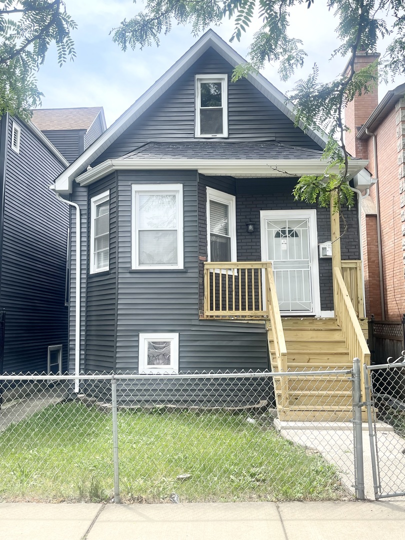 1722 Keeler Avenue, Chicago, IL 60639