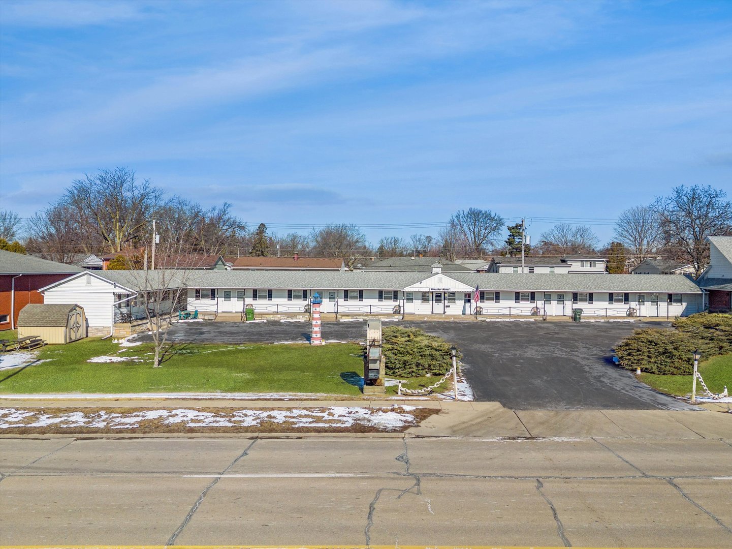 924 11th Street, Dewitt, IA 52472