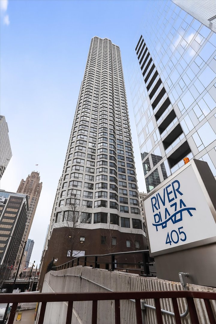 405 WABASH Avenue, Chicago, IL 60611