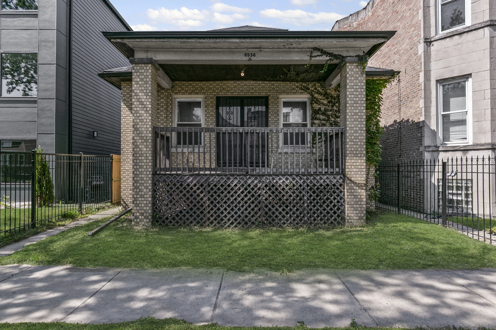 6536 Rhodes Avenue, Chicago, IL 60637