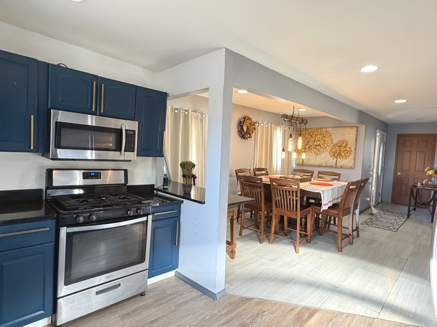 529 Ravine Drive, Round Lake Park, IL 60073