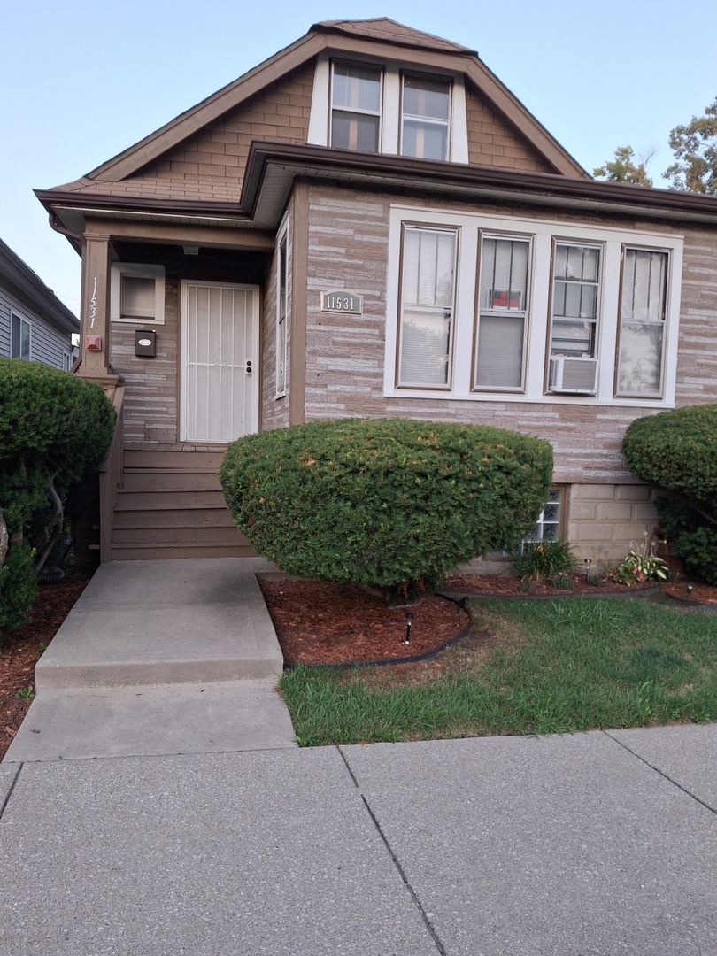 11531 Stewart Avenue, Chicago, IL 60628