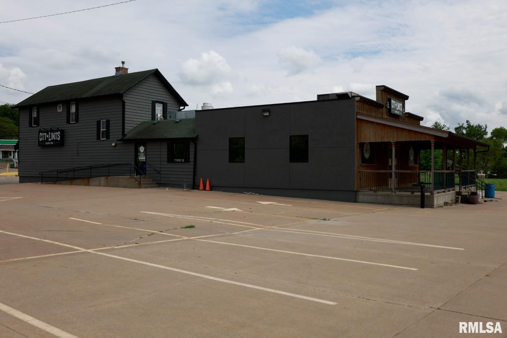 4514 9TH Street, Rock Island, IL 61201