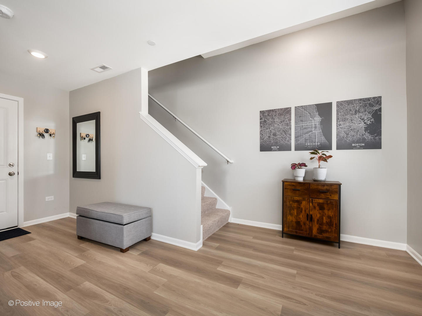 1080 Bogart Street, Des Plaines, IL 60018