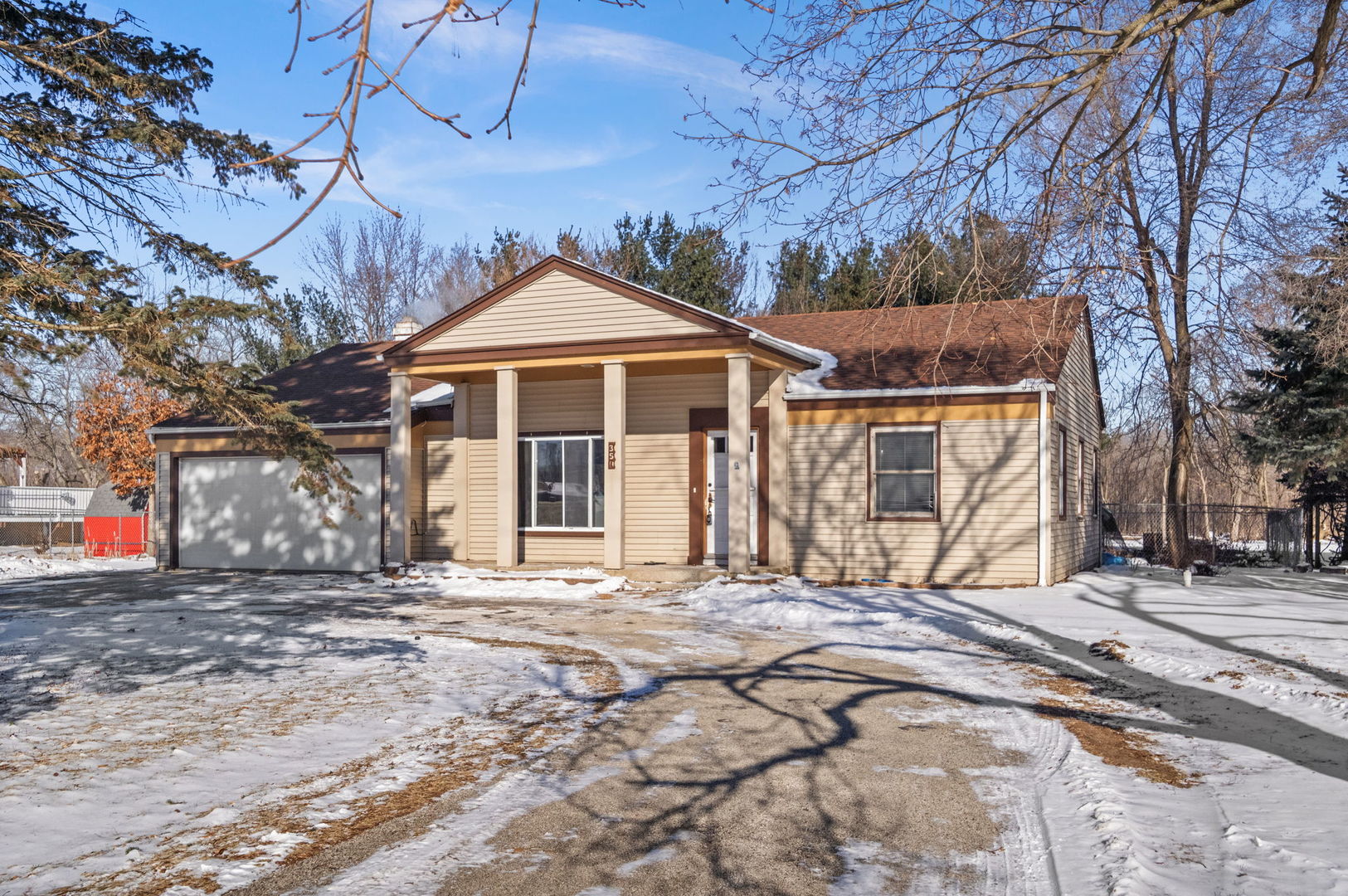 350 8th Avenue, Marengo, IL 60152