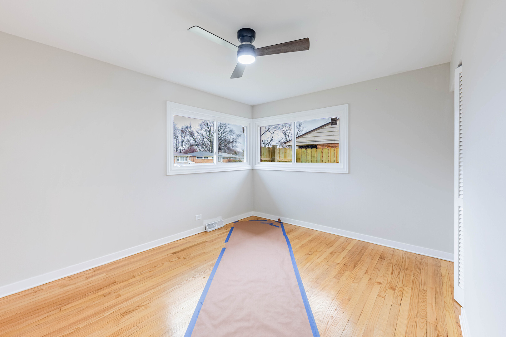 16309 Plymouth Drive, Markham, IL 60428