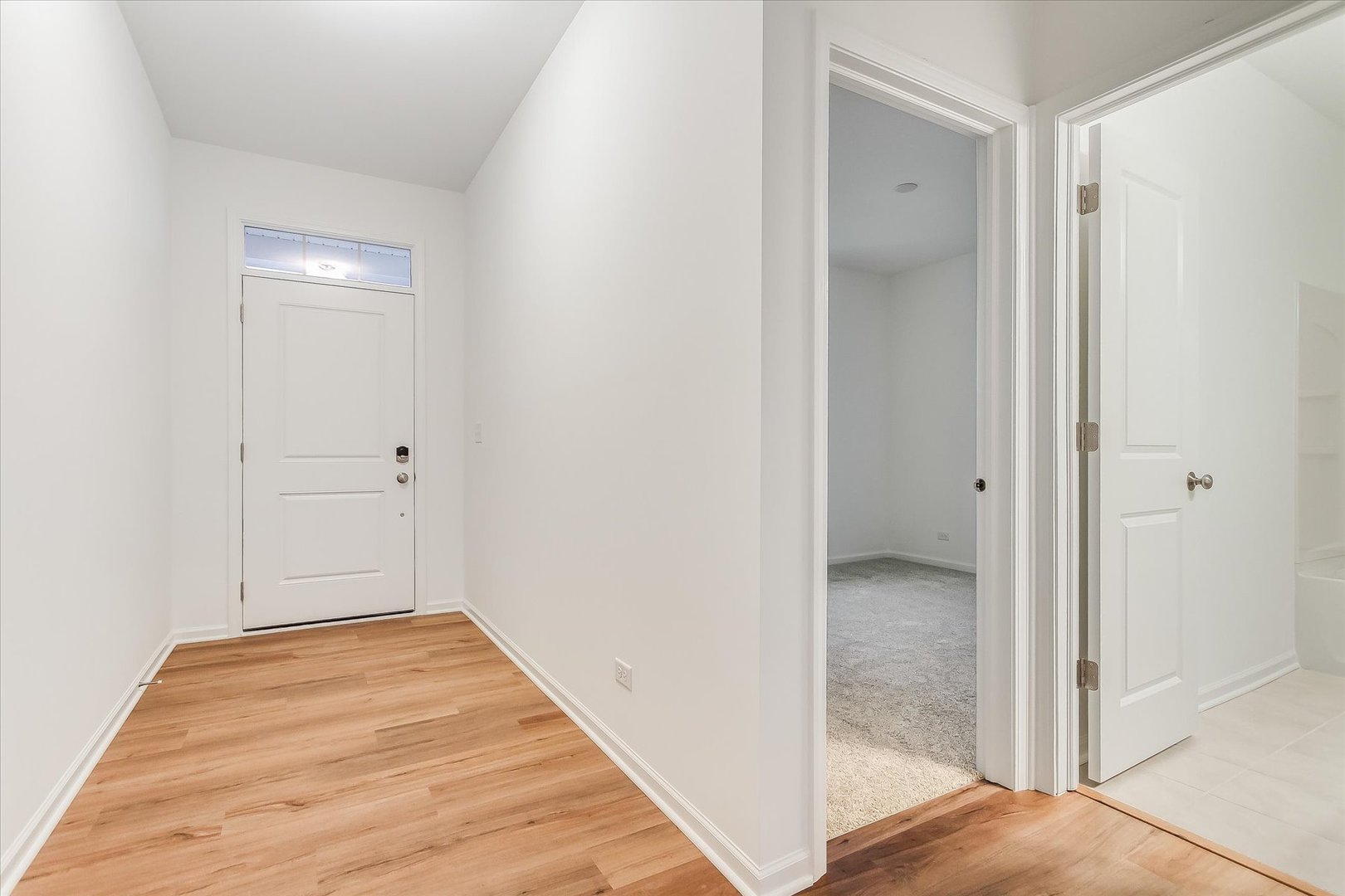 748 Alberta Avenue, Oswego, IL 60543