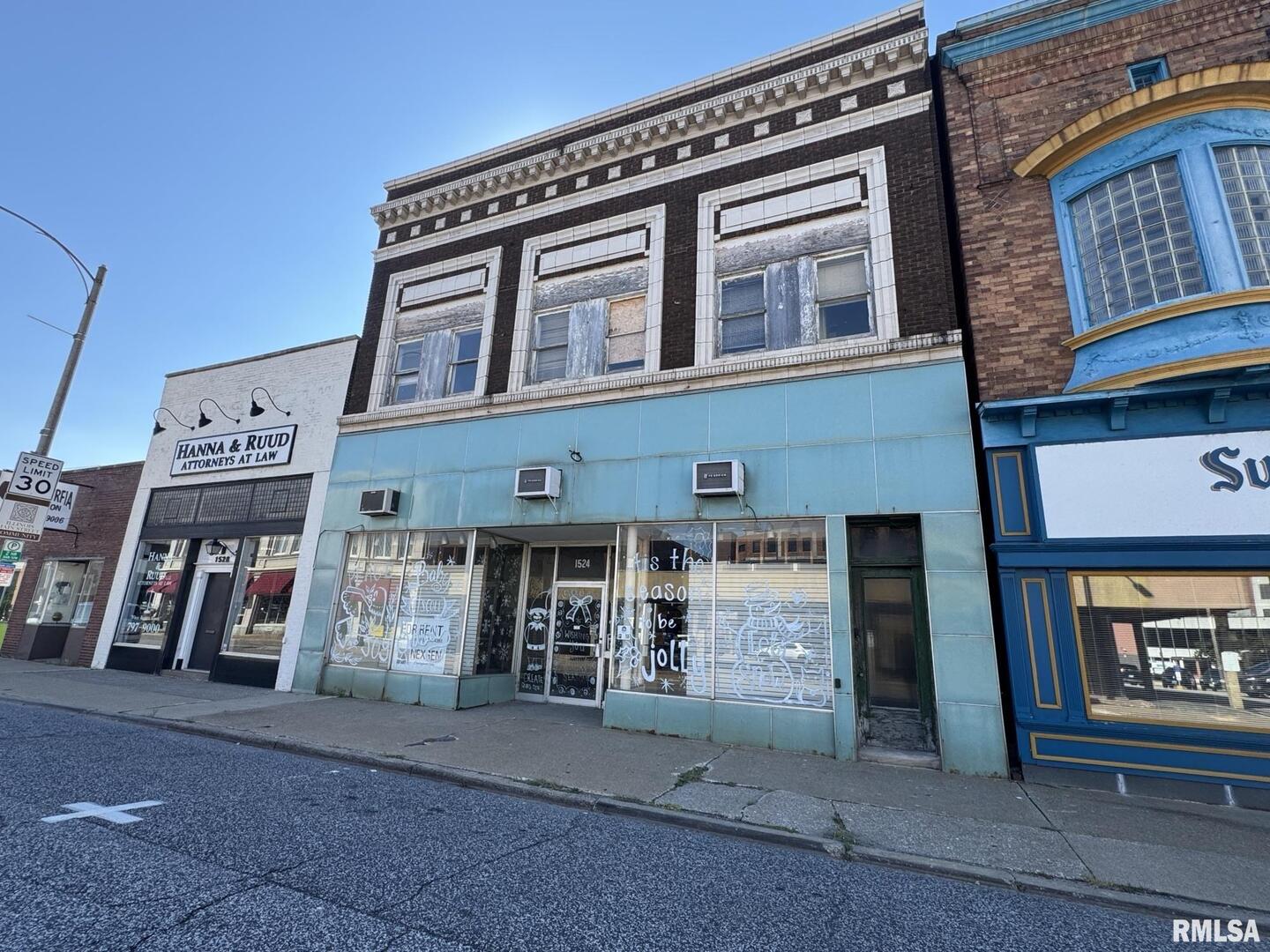 1524 6TH Avenue, Moline, IL 61265