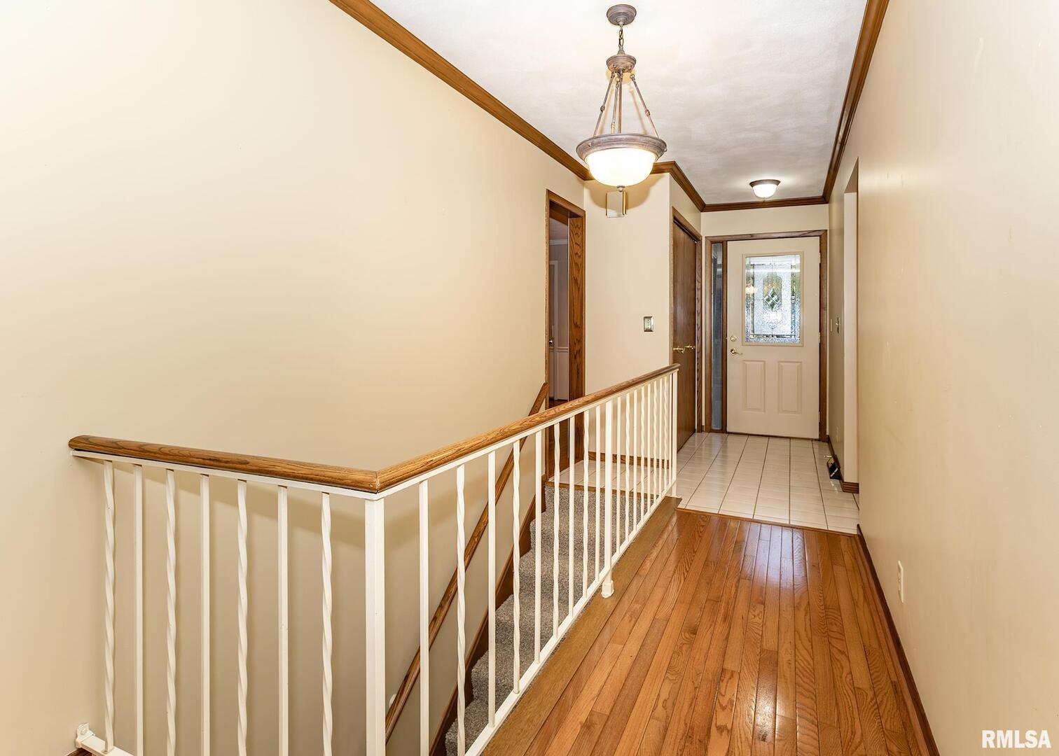 3407 41ST Street, Moline, IL 61265