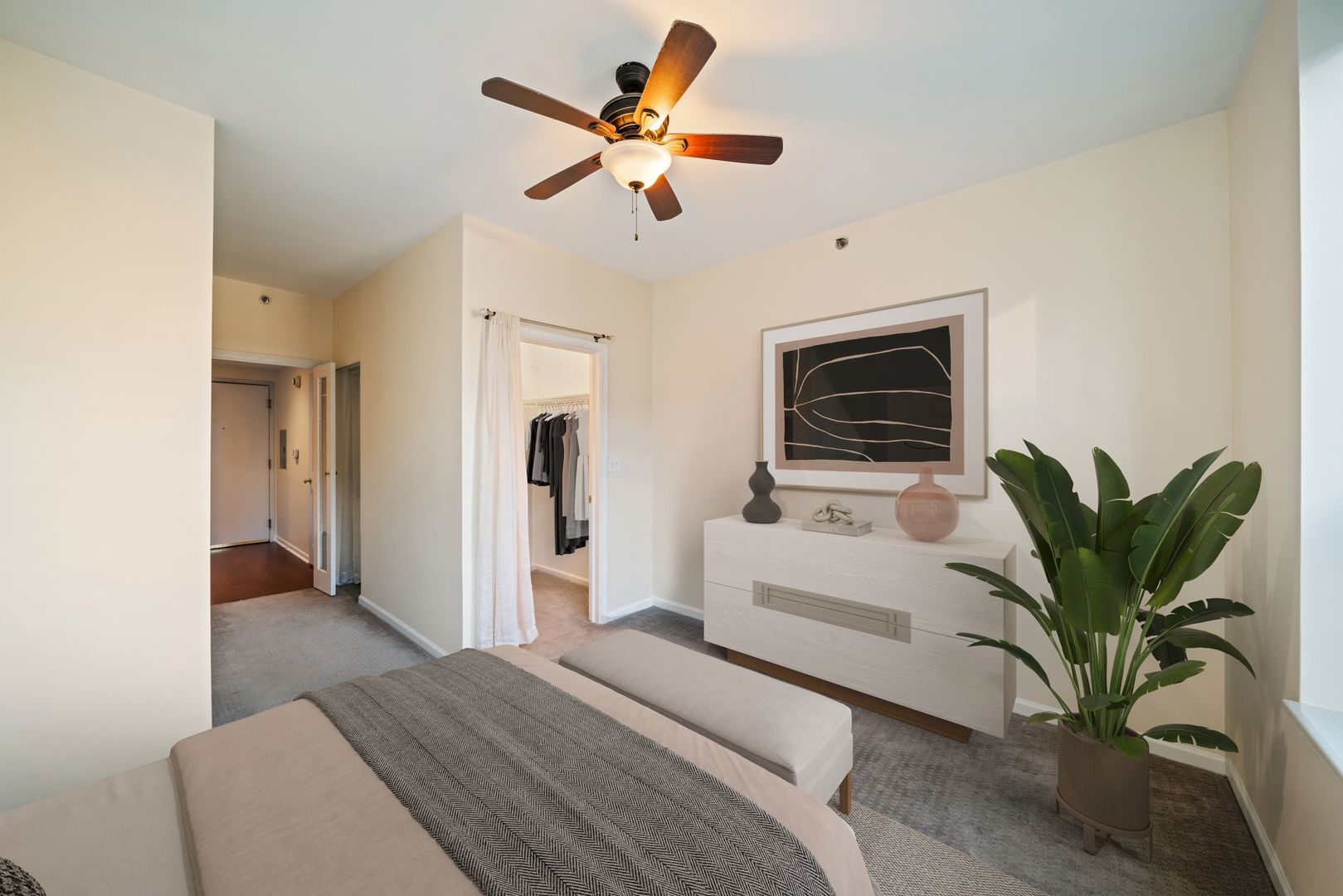 400 Ontario Street, Chicago, IL 60654