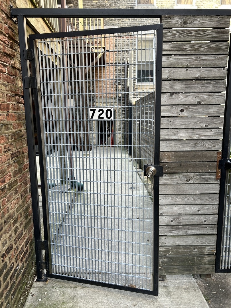 720 Throop Street, Chicago, IL 60642