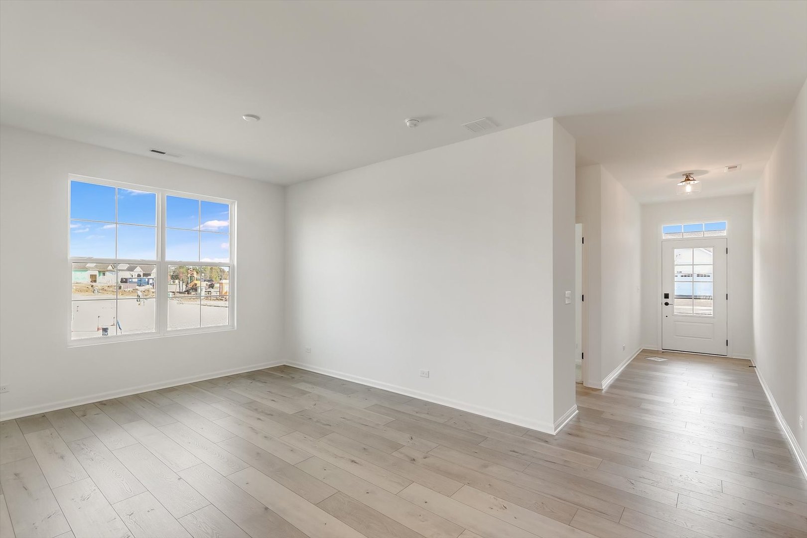 740 Alberta Avenue, Oswego, IL 60543