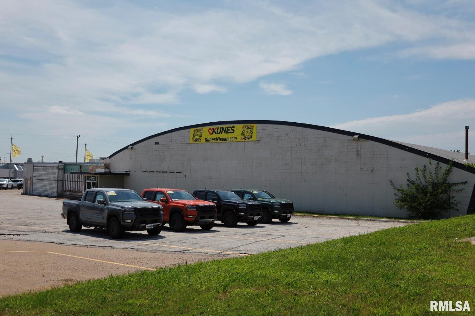 3812 HARRISON Street, Davenport, IA 52806