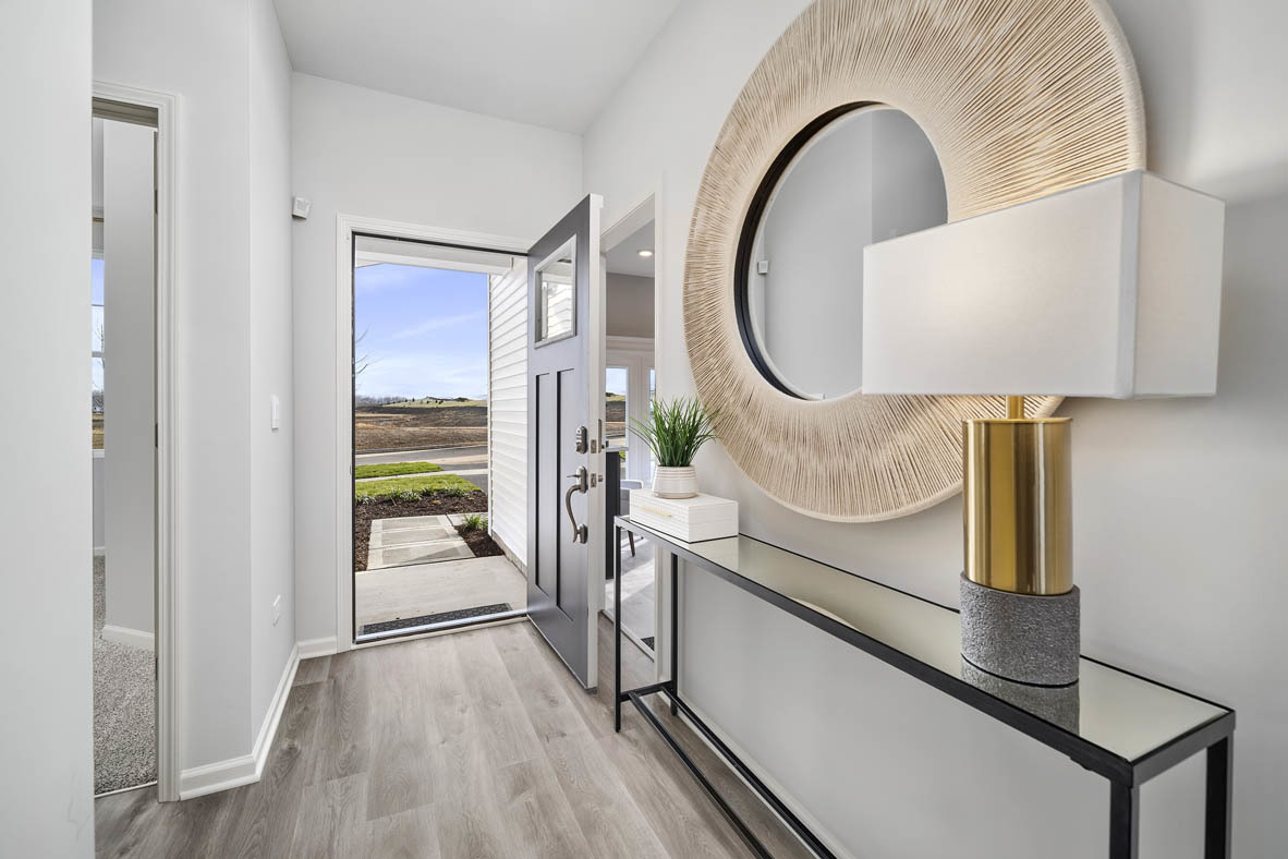 1390 Wild Tulip Circle, Bartlett, IL 60103