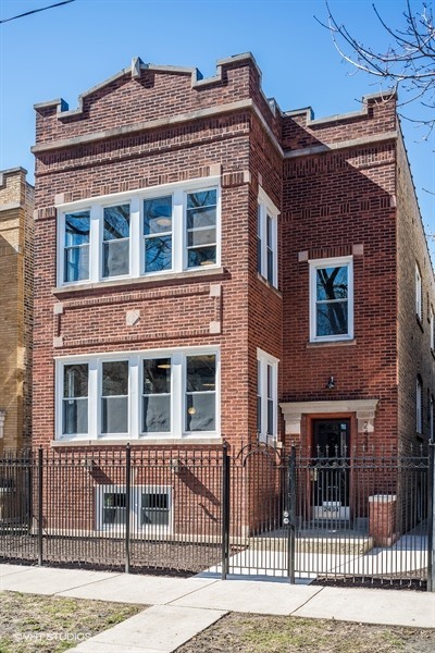 2434 Avers Avenue, Chicago, IL 60647