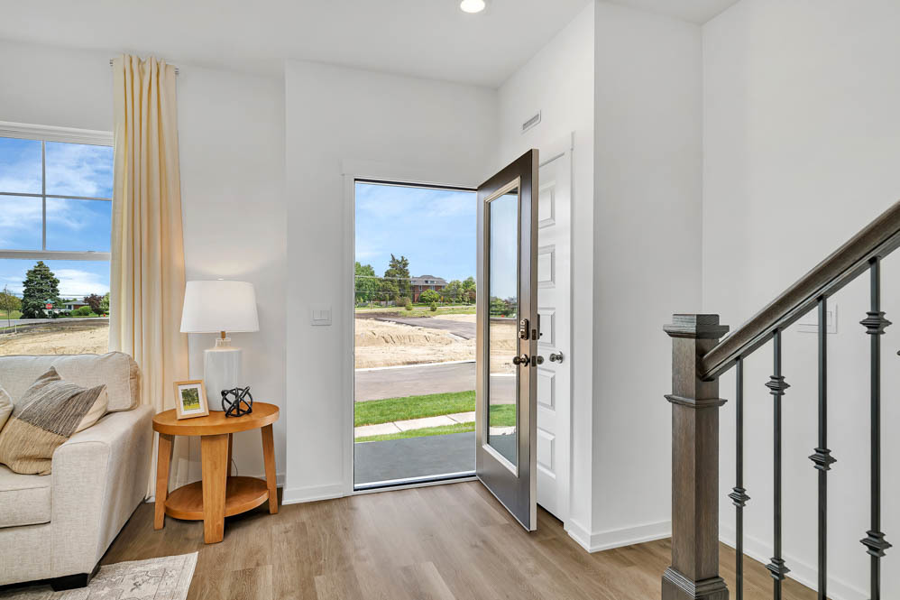 2233 Barbera Drive, Oswego, IL 60543