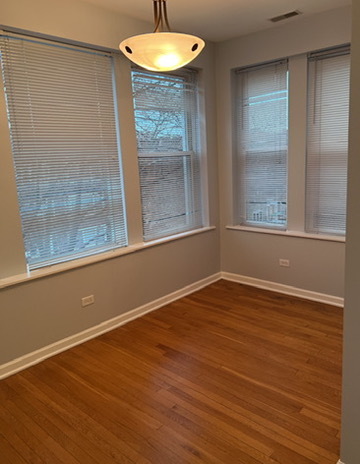 6752 CLYDE Avenue, Chicago, IL 60649