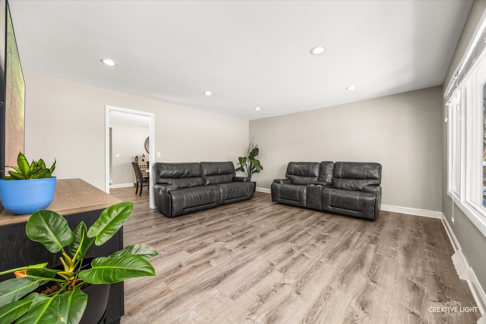 764 Scott Drive, Elgin, IL 60123