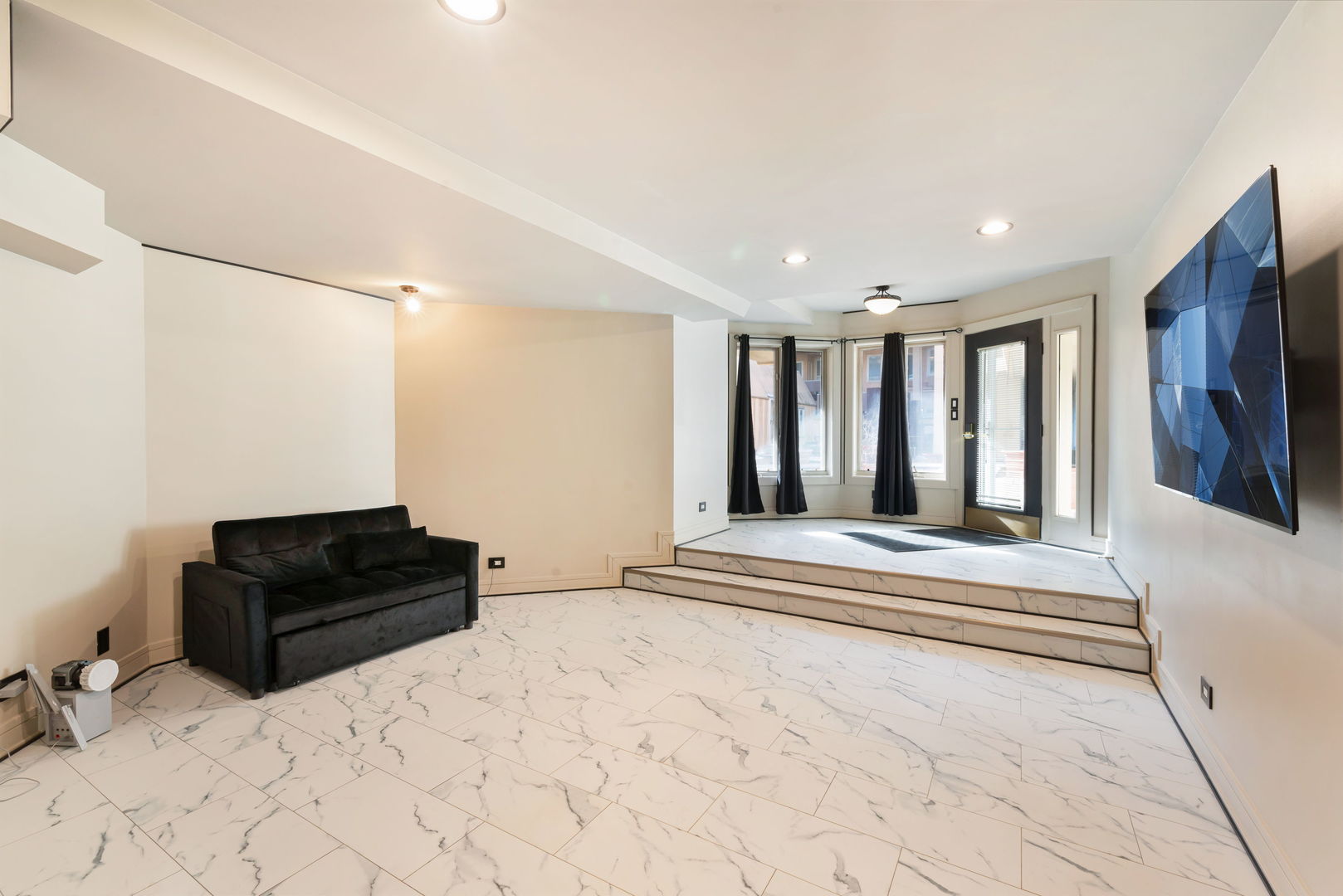 6337 Roosevelt Road, Berwyn, IL 60402