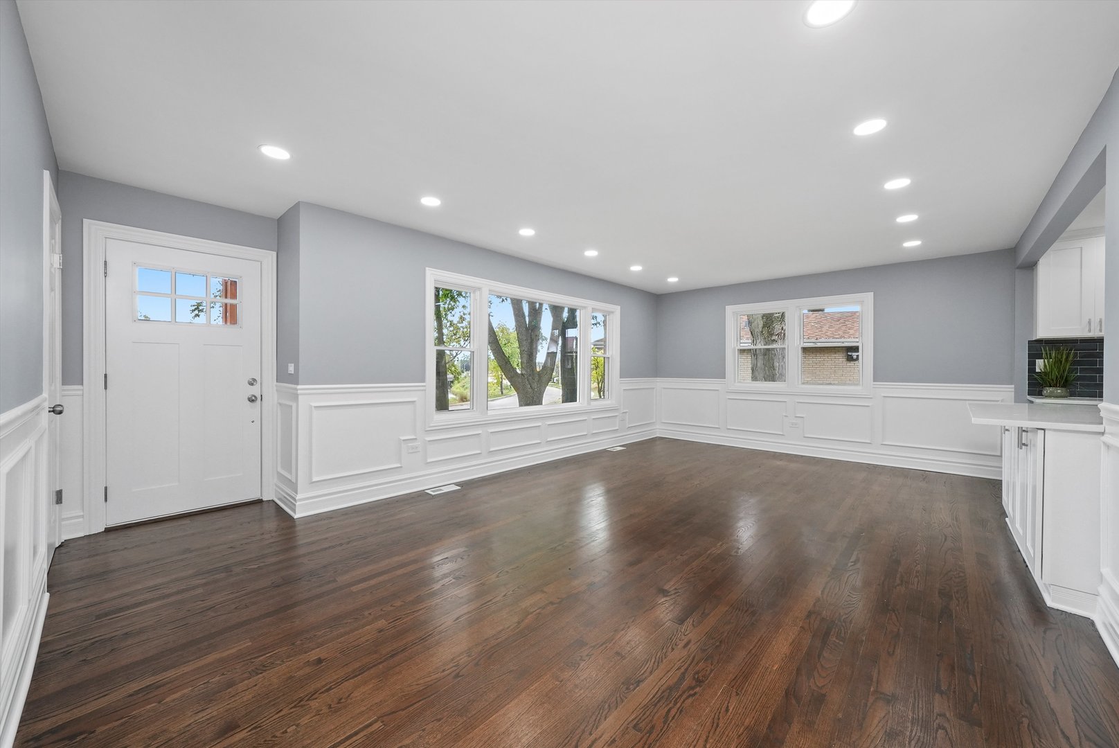 9624 Shore Drive, Oak Lawn, IL 60453