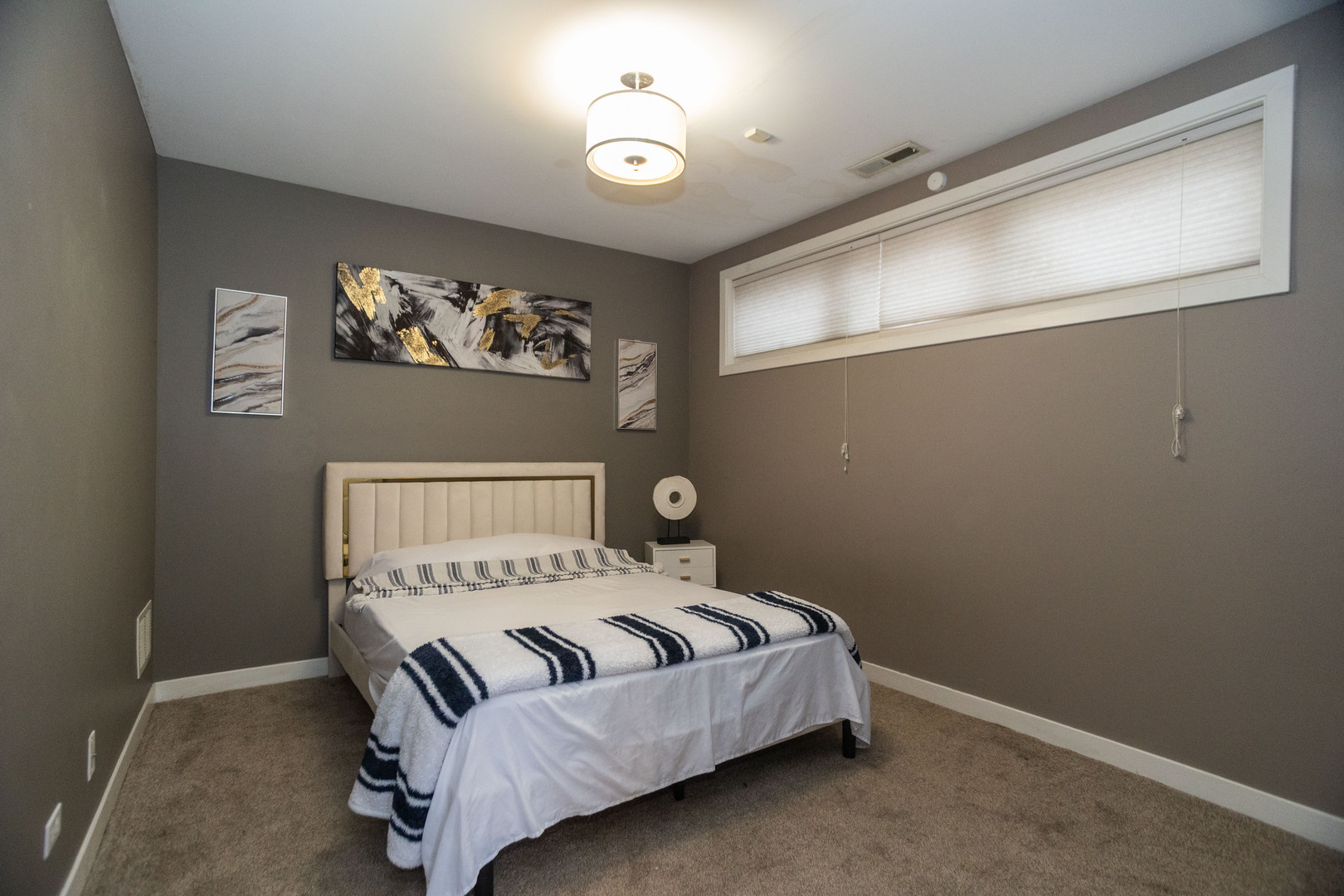 1500 Grand Avenue, Chicago, IL 60642