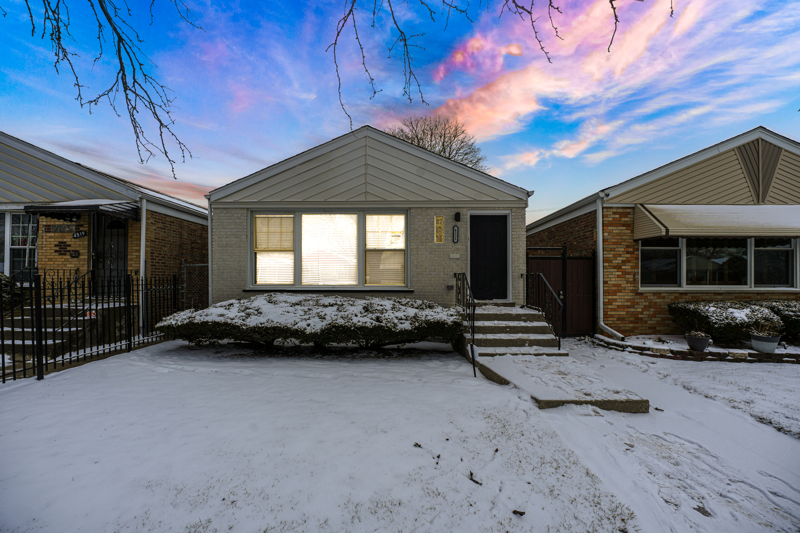 4521 Lawler Avenue, Chicago, IL 60638