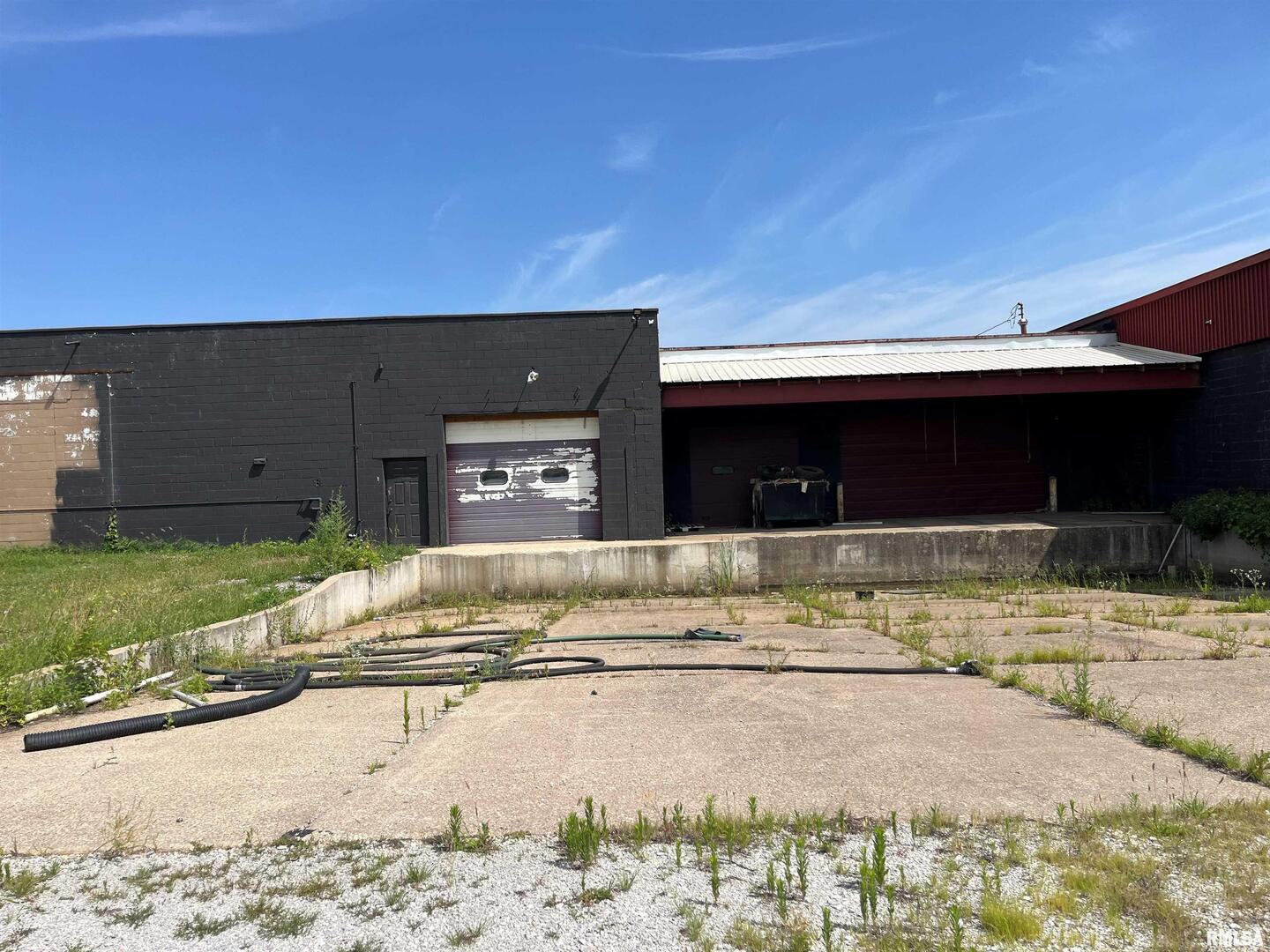 765 SCHMIDT Road, Davenport, IA 52802