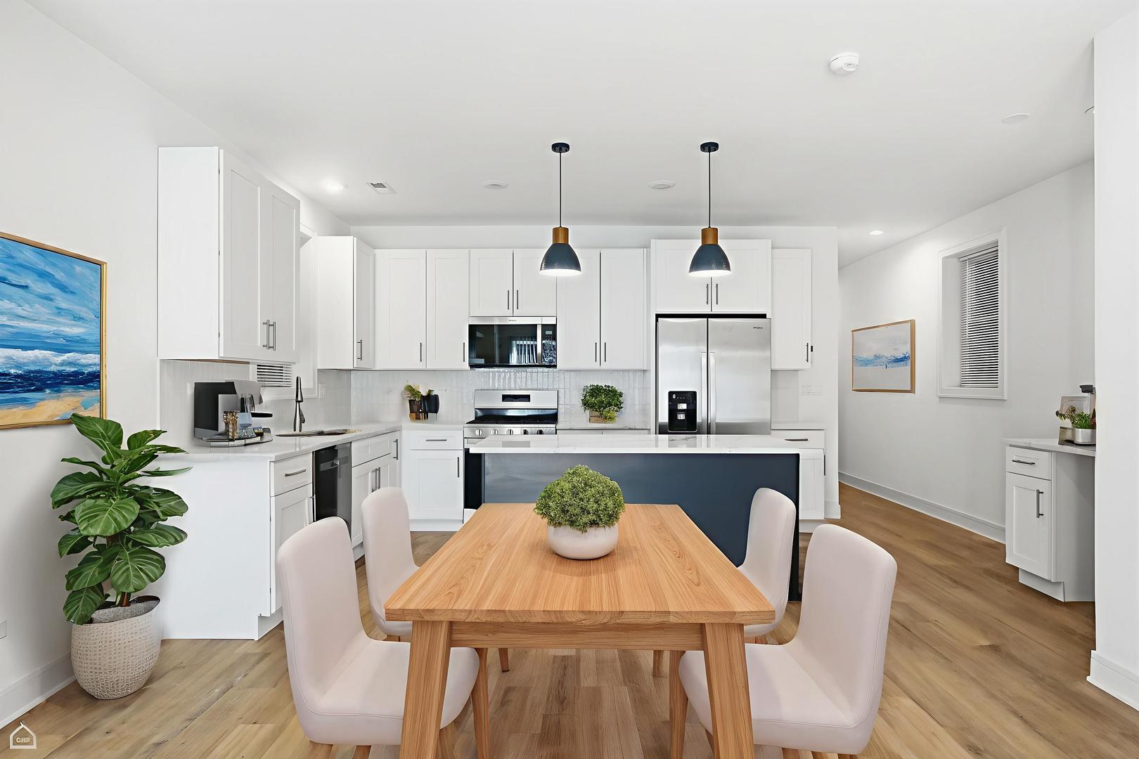 4739 Indiana Avenue, Chicago, IL 60615