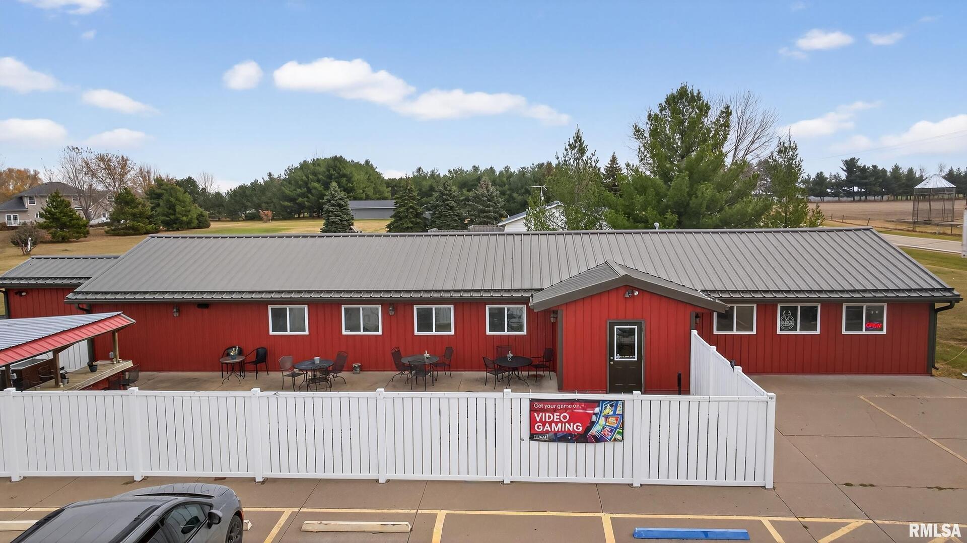 6046 PENROSE Road, Fulton, IL 61252