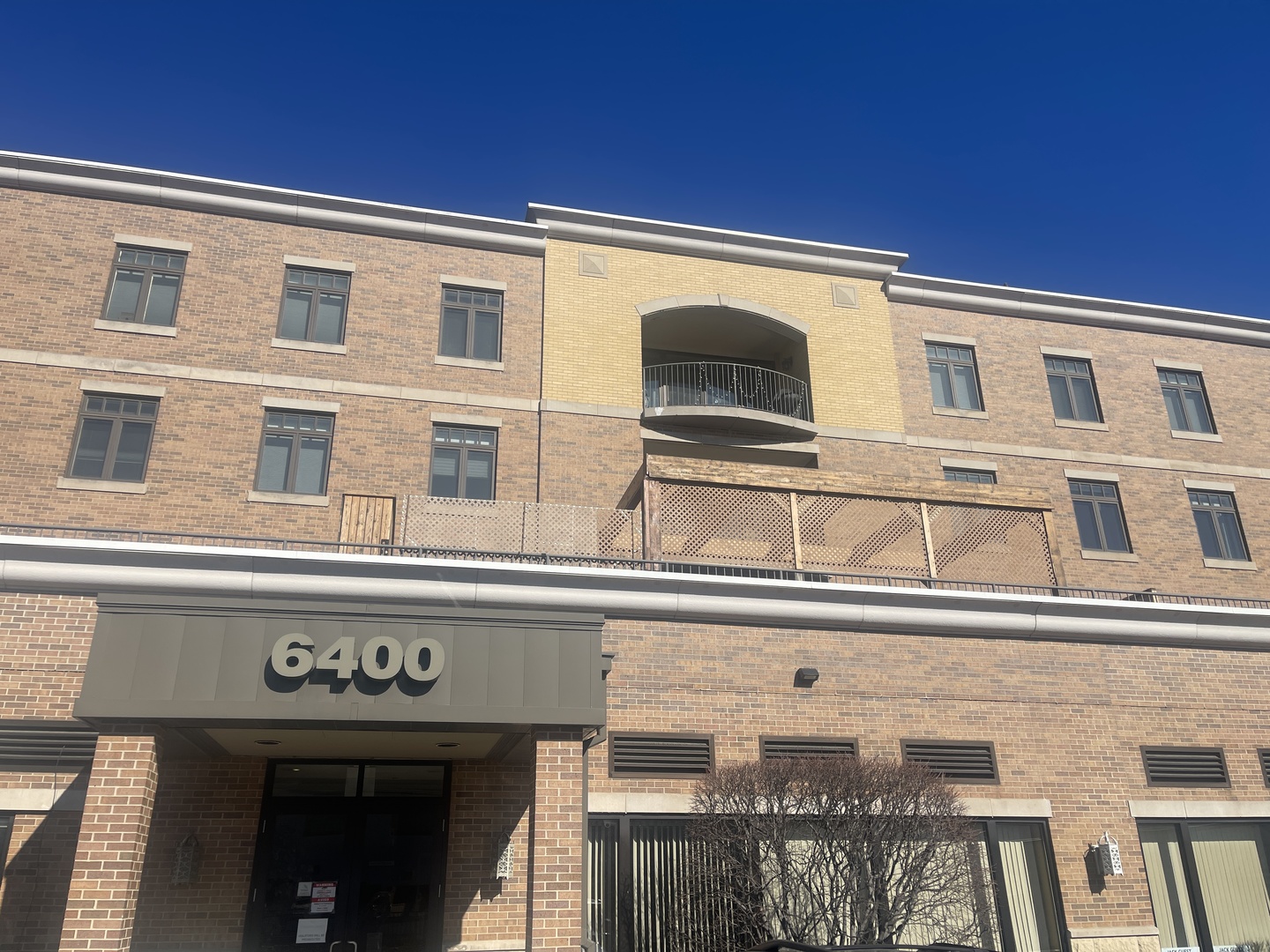 6400 NORTHWEST Highway, Chicago, IL 60631