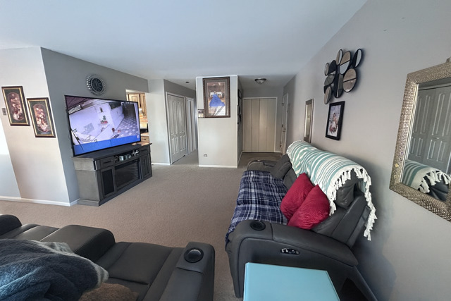 5850 Fresno Court, Hanover Park, IL 60133