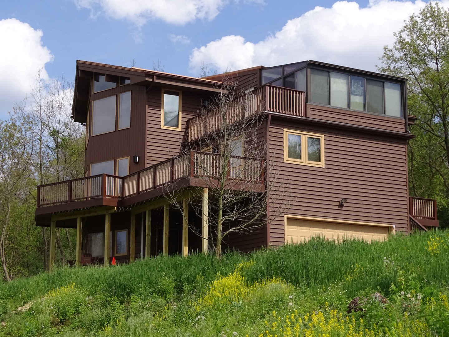 14418 Mansion Heights Drive, Harvard, IL 60033