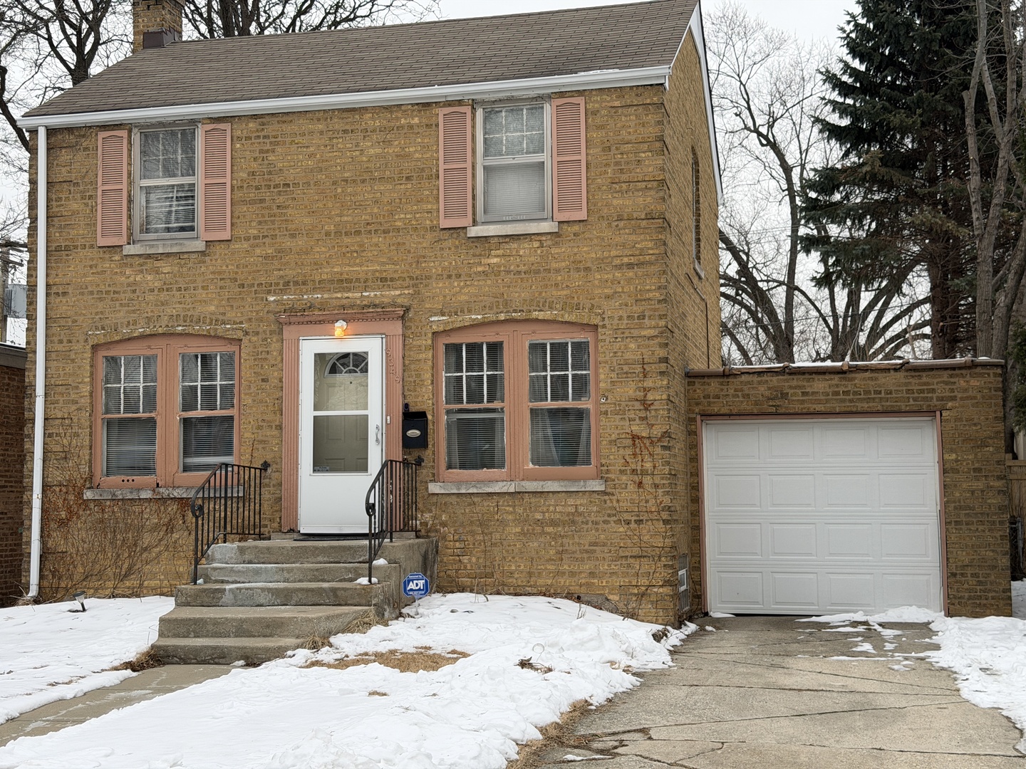9349 Sacramento Avenue, Evergreen Park, IL 60805