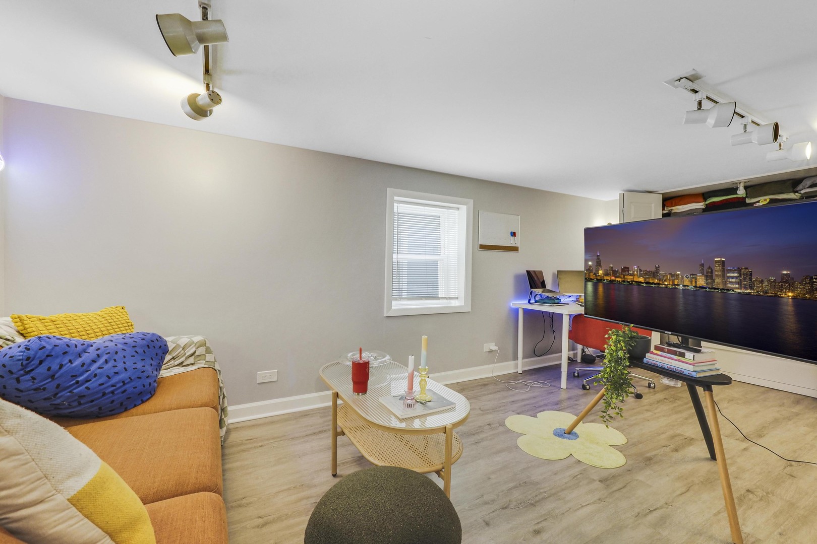 3007 Ashland Avenue, Chicago, IL 60657