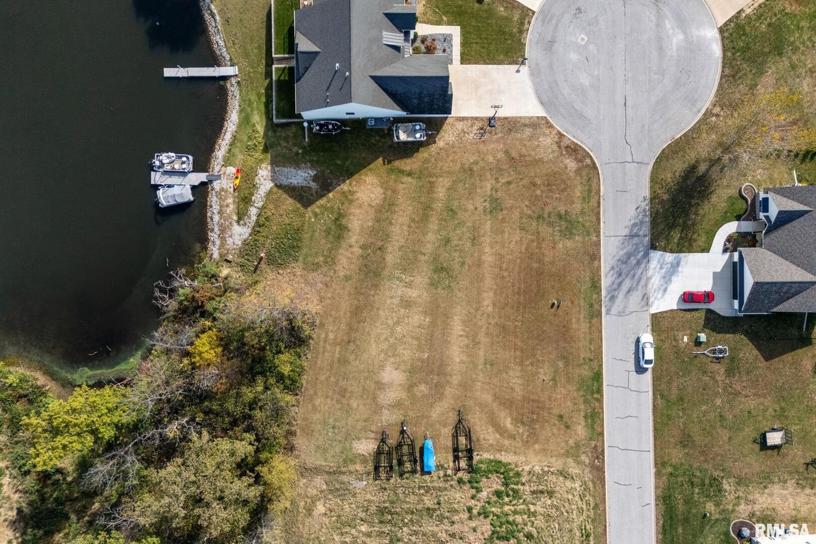 1800 Karl Lake Court, Sherrard, IL 61281